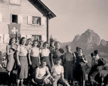 Morgen in der Skihütte